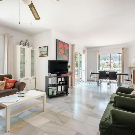 Romeral By Interhome * Нерха