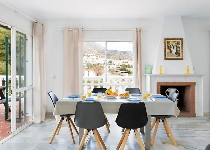 Willa Romeral By Interhome Nerja